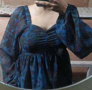Stylish Blue Floral Print Top