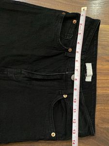 H&amp;M Black Straight fit Jeans New