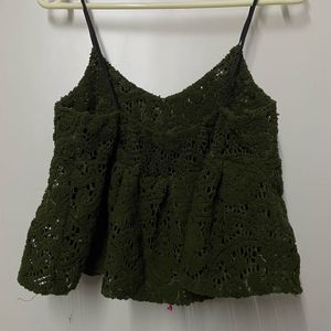 Chic Green Lace Crop Top