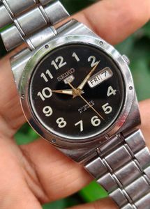 Vintage Seiko 5 Automatic Watch