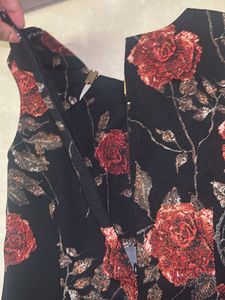 Black Rose Floral Print Sleeveless Top