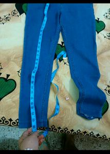 Blue Denim Jeans like New in 32 waist