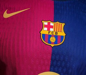 FC Barcelona player version jersey 24/25 L size