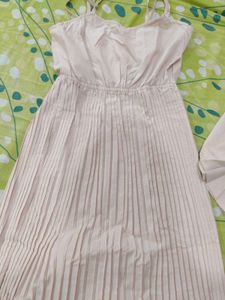 Elegant Pleated Maxi Dress