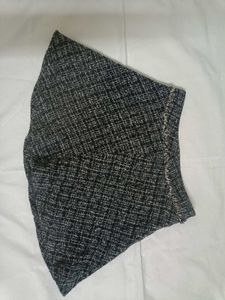 Chic Tweed Skirt