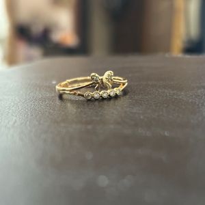 Cute Bow Ring with Diamonds