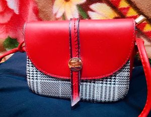 Ladies Slingbag
