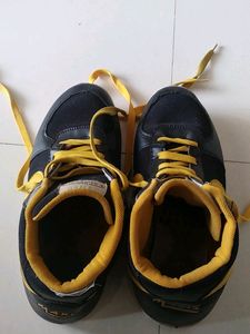 sneakers high top shoes for men used a little