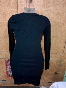 Black Eiffel Tower Graphic Zipper Top
