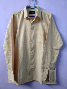 Men's Yellow Textured Dress Shirt