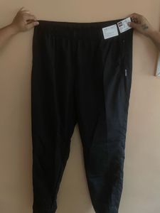 black joggers gym pants