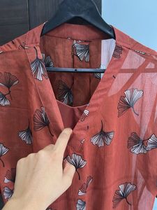 Chic Orange Floral Print Top