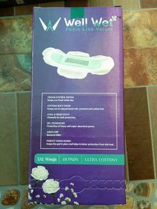 Well Wet Sanitary40 Pads In One Box.Pack Of 4