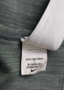 Nike Dri-FIT Swoosh Sports Bra