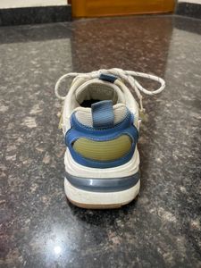 Aeropostale Sports Shoes