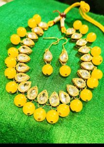 New Yellow Bead Kundan  Jewelry Set