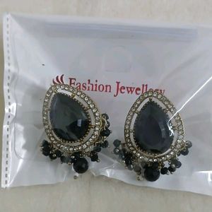 Elegant Teardrop Black Stone Earrings