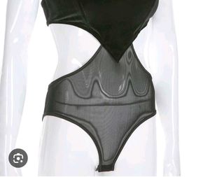 Small sizeBlack Heart Strapless bodysuit