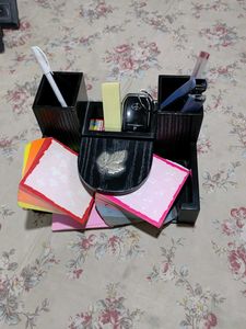 Desk Organizer with Sticky Notes