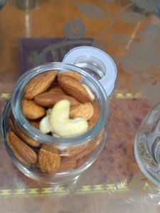 Glass Jar contener with Lid