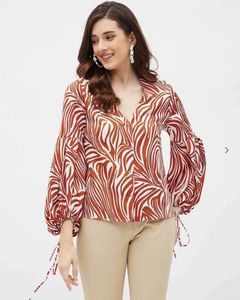 Stylish Printed Blouse with Balloon Sleeves