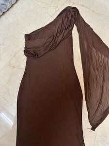 Elegant Brown One-Shoulder Maxi Dress
