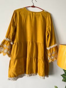 Yellow Top
