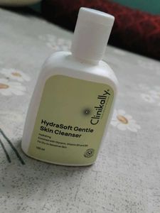 Clinikally HydraSoft Gentle Skin Cleanser