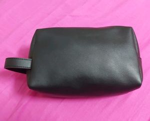 SwissUnisex Black Leather Dopp Kit Pouch