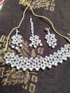 Elegant Pearl Necklace Combo Set