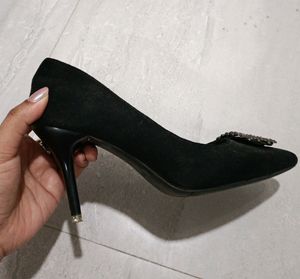 Korean Black Suede Court Heels