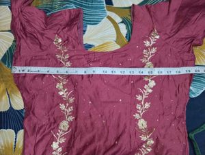 Mauve Kurta Set with Golden Embroidery