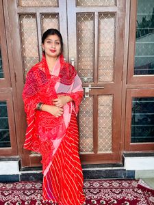 Vibrant Red Bandhani Saree