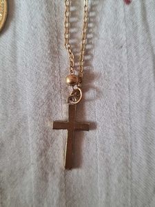 pretty gold catholic chain૮₍ ´ ꒳ `₎ა