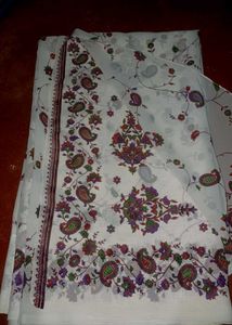 Elegant White Floral Print Saree
