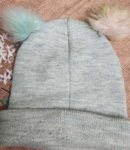Cute Pom-Pom Cap