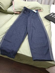 Stylish Wide-Leg Denim Jeans