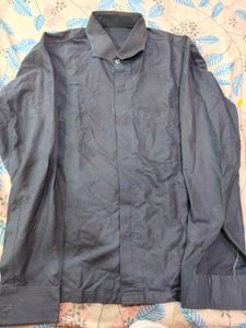 Classic Men's Grey Long Sleeve Shirt
