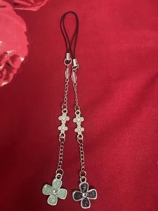 “Kimi ni todoke” Clover Charm Keychain