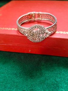 Sparkling Rhinestone Bangle Bracelet