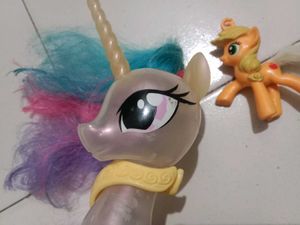 My Little Pony Princess Celestia &amp; Applejack Set