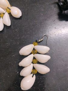 Seashell Dangle Earrings