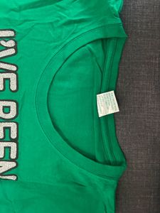 Funny "Very Good" Slogan T-Shirt
