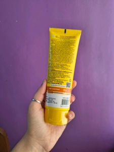 Mamaearth Vitamin C Daily Glow Sunscreen SPF 50