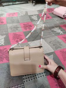 Chic Beige Crossbody Bag