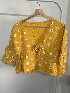 Yellow Daisy Print Tie-Front Peplum Top