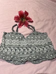 Like New ONLY Embroidered Crop Top❤️