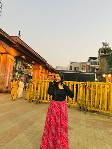 long skirt