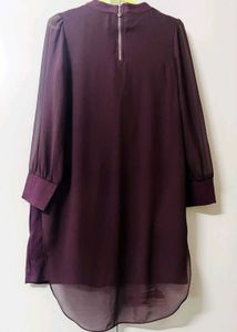 Chic Burgundy Mini Dress with Unique Neckline Deta
