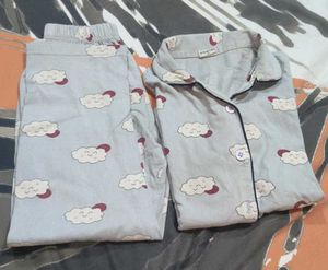 Cute Cloud Print night suit